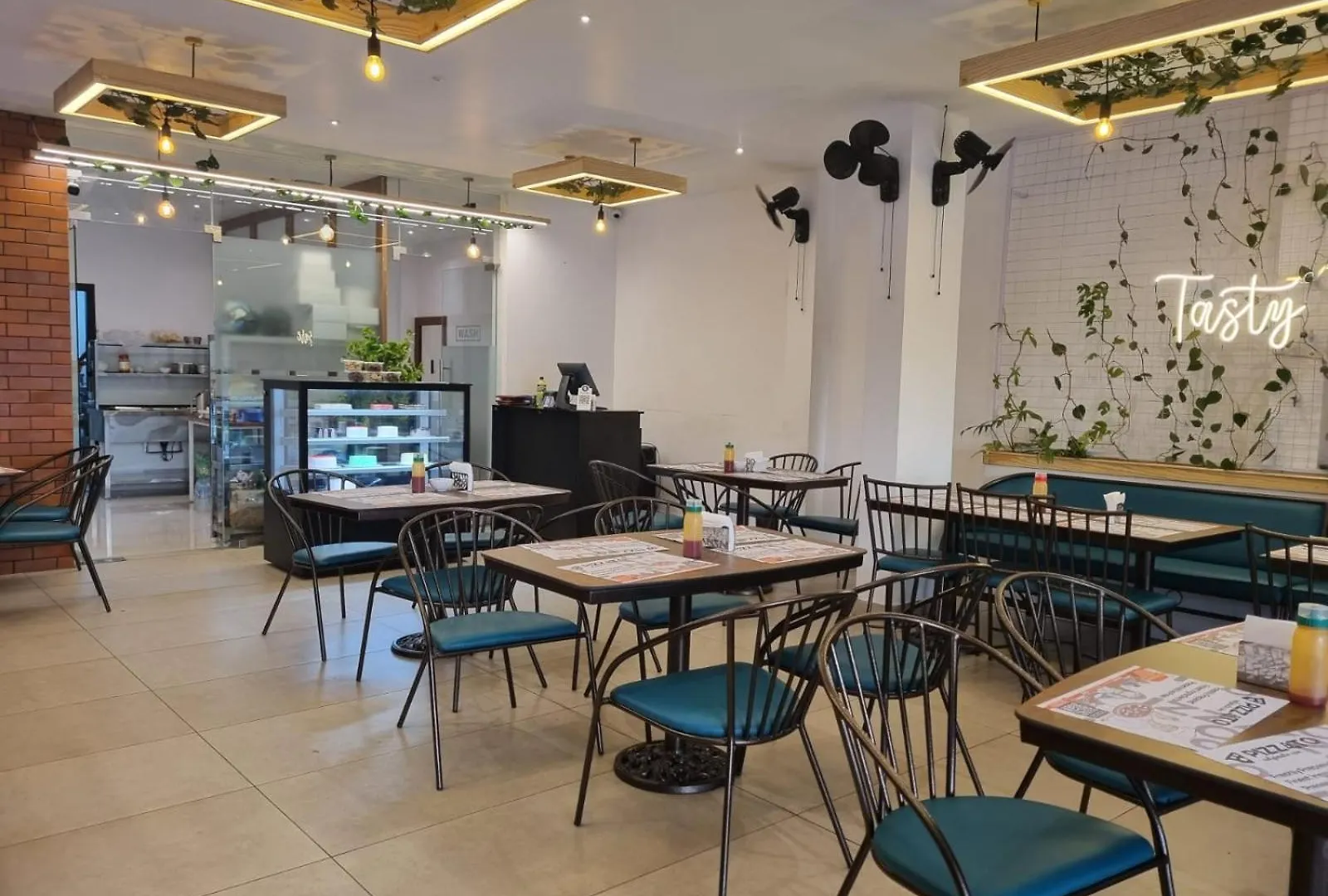 فندق مبيت وإفطار Hotel Trees تيكَدِيْ